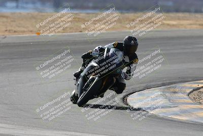 media/Feb-07-2025-CVMA Friday Practice (Fri) [[7034960ba2]]/4-Racer 4/Session 3 (Turn 8)/